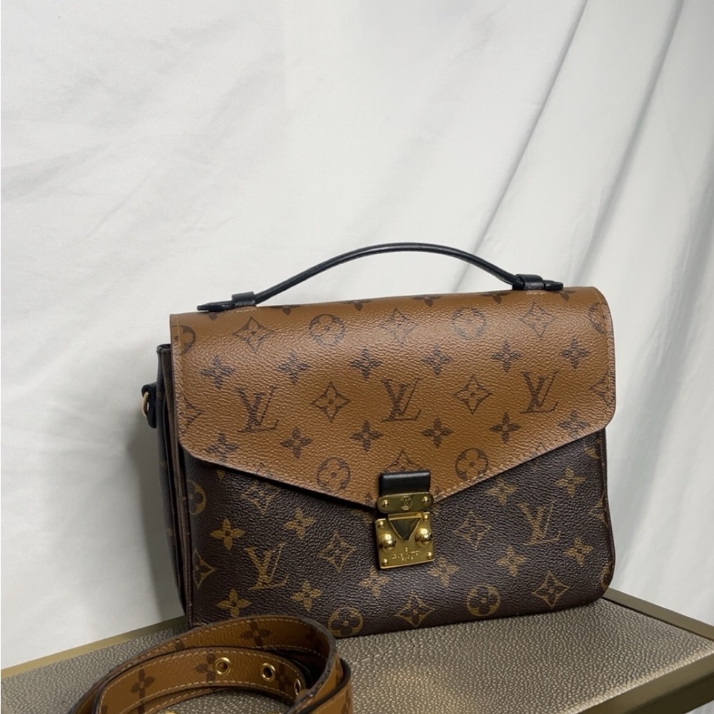 Louis Vuitton Monogram Canvas Crossbody